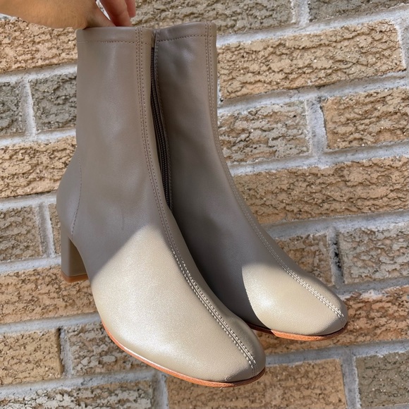 By Far Sofia Leather ankle boots, Size 35 - Picture 1 of 8